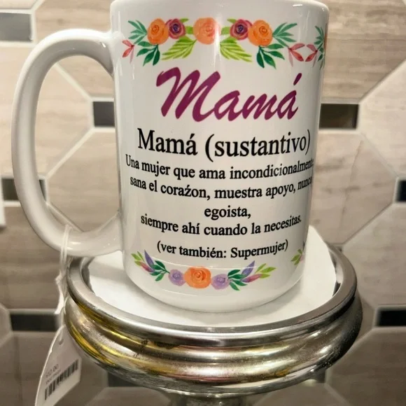 Coffee Glossy Ceramic cup 15 oz with a beautiful message in Spanish for a mother - Picture 6 of 6